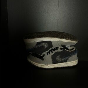 Jordan 1 se low grey crater